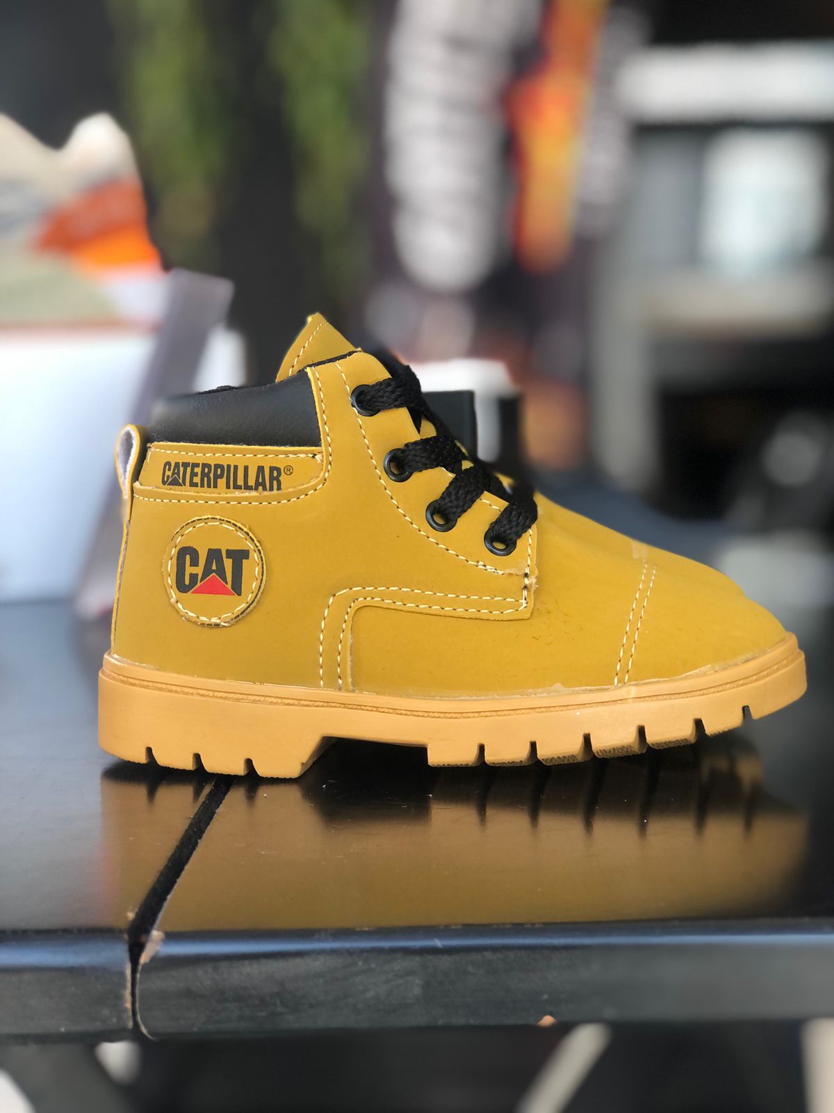 Bota caterpillar infantil original