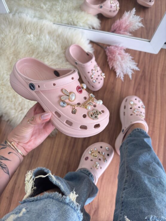 Crocs luxo + Bottons - Image 7