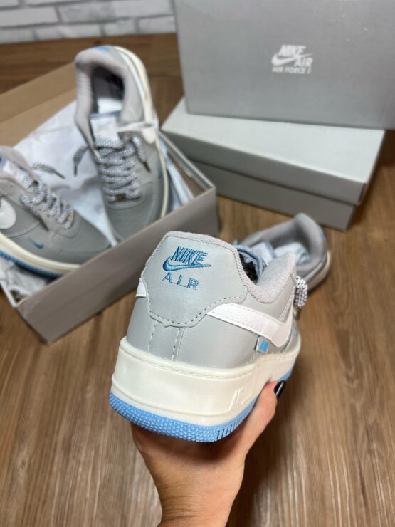 Nike Air Force cinza - Image 2