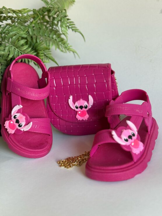 Kit bolsa e sandália stitch
