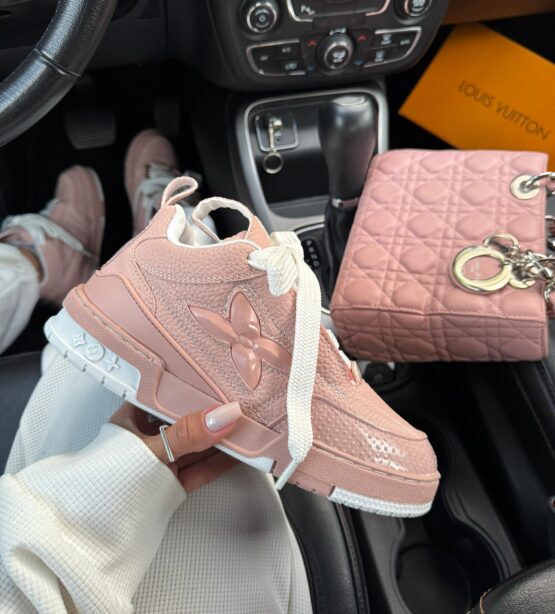 Tênis Louis Vuitton Skate Sneaker Oversized Flower