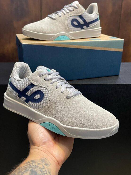 tenis ous