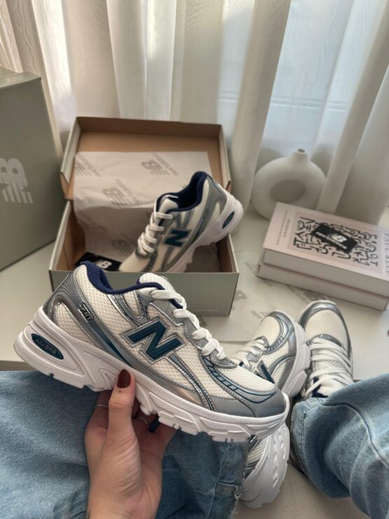 Tênis New Balance 740 Abzorb
